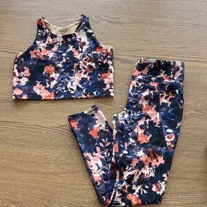 Old Navy Active Navy and Coral Floral Sports Bra